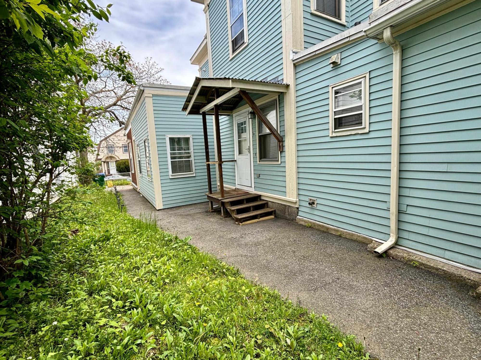 Traveler'S Den In Medford Apartment Exterior photo